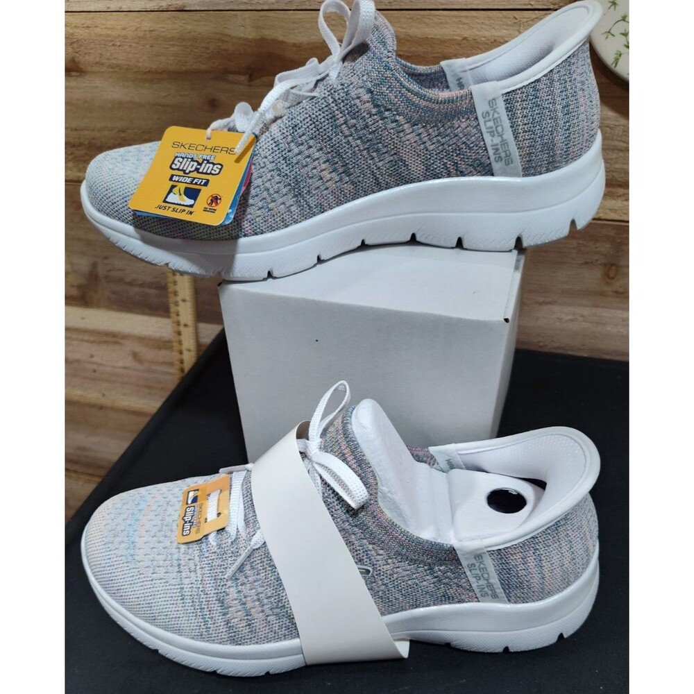 Women's Skechers Slip-ins: Summits - Mystic Glow in White Size 8.5